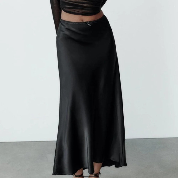 Zara Long Satin Effect Slip Maxi Skirt NWT Black Size Small - Picture 6 of 12